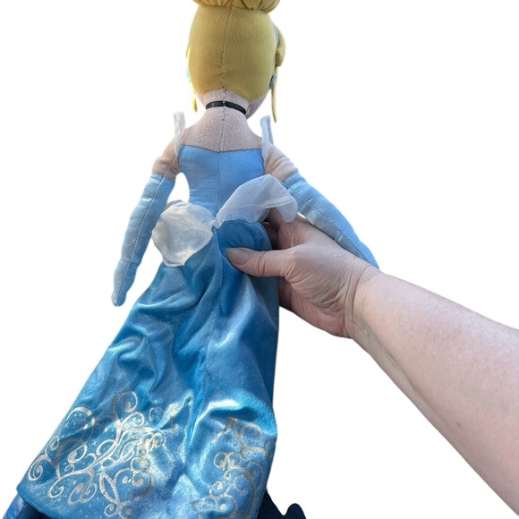 Disney Store Cinderella Plush Soft Doll 20” Princess Blue Dress - Picture 6 of 6